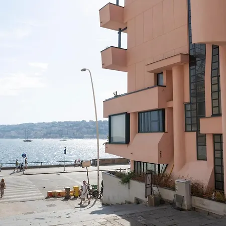 Chiatamone Relais Apartment Naples Exterior photo