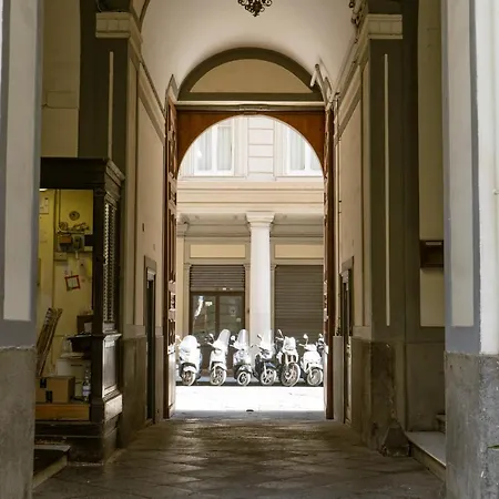 Chiatamone Relais Apartment Naples Exterior photo