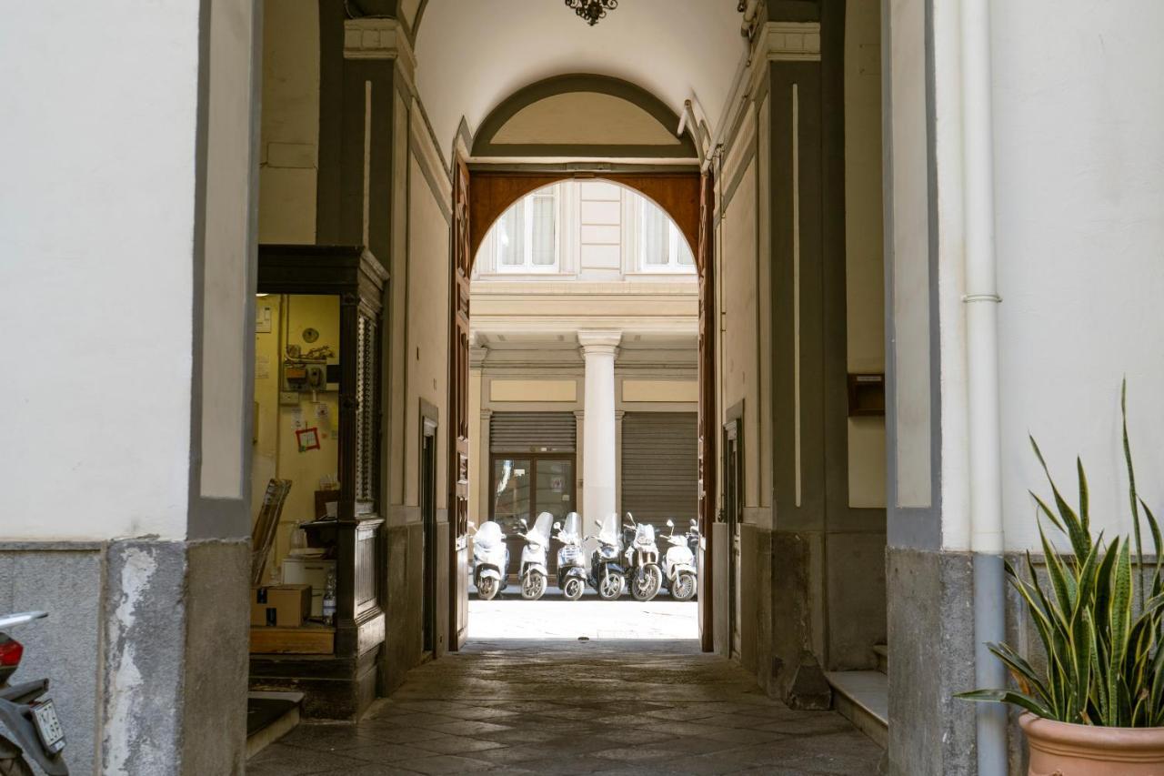 Chiatamone Relais Naples