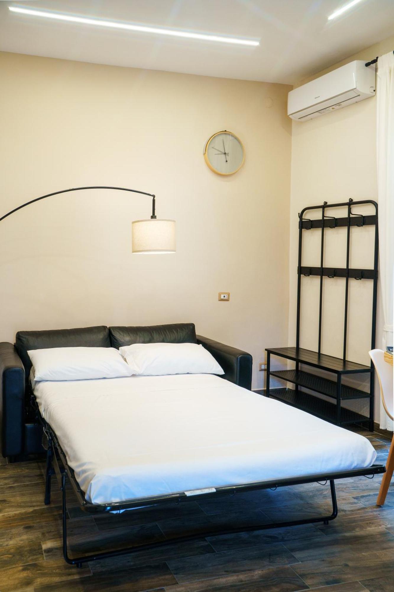 Chiatamone Relais Apartamento Nápoles